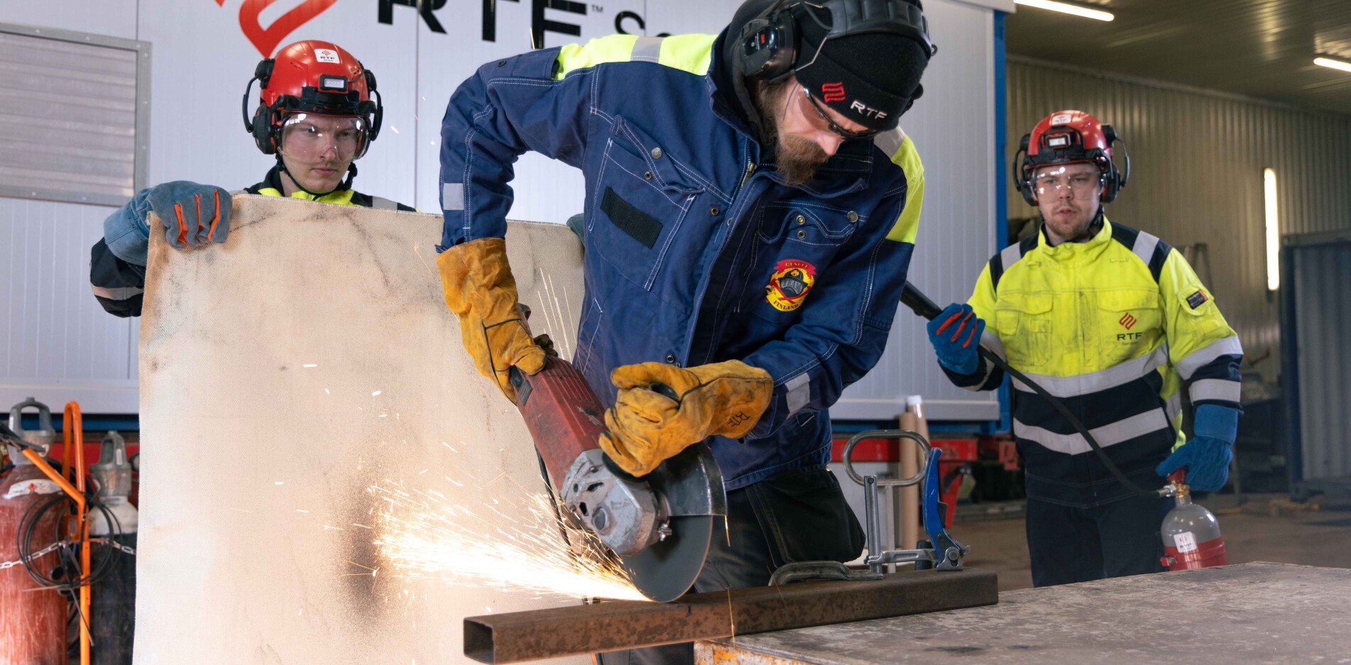 RTF Services brandvakter ligger steget före – brandbevakning inom industrin kräver erfarenhet och helhetsförståelse